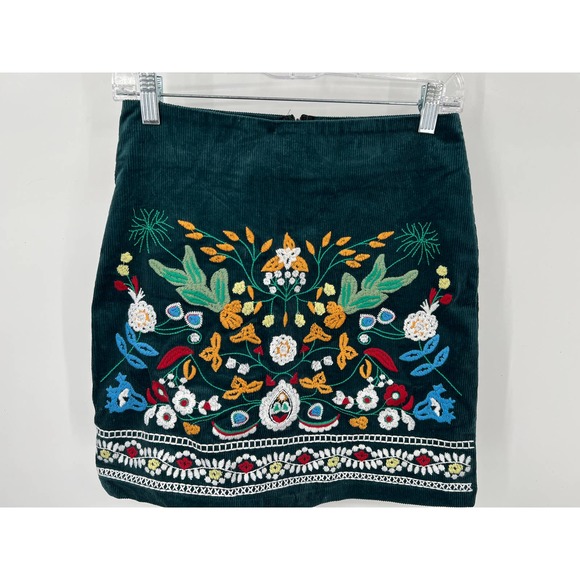 Simplee Dresses & Skirts - Simplee embroidered boho floral corduroy green mini skirt size M